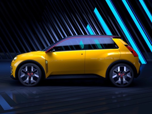 auto elektromobil Renault 5