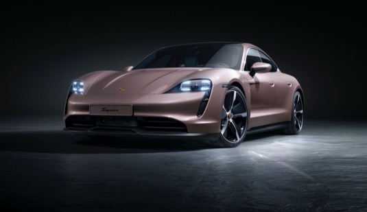auto elektromobil Porsche Taycan