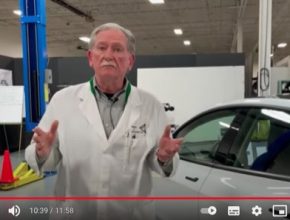 auto elektromobil Tesla Model 3 Sandy Munro