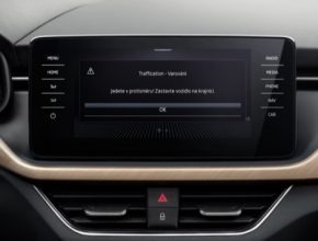 Po voze Škoda Superb lze aplikaci infotainmentu Traffication nyní snadno stáhnout a nainstalovat také v modelech SCALA, Kamiq, Karoq a Kodiaq vybavených vrcholnou verzí třetí generace modulární platformy infotainmentu. V průběhu letošního roku bude aplikace dostupná také pro další modely značky Škoda. Zároveň bude postupně rozšiřována nabídka funkcí.