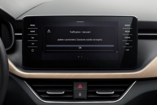 Po voze Škoda Superb lze aplikaci infotainmentu Traffication nyní snadno stáhnout a nainstalovat také v modelech SCALA, Kamiq, Karoq a Kodiaq vybavených vrcholnou verzí třetí generace modulární platformy infotainmentu. V průběhu letošního roku bude aplikace dostupná také pro další modely značky Škoda. Zároveň bude postupně rozšiřována nabídka funkcí.