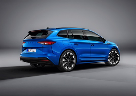 auto elektromobil Škoda Enyaq Sportline iV