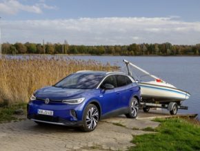 Úvodní limitovanou edici ID.4 1st střídají v předprodeji standardní modely. Druhý model z rodiny průkopnických elektromobilů ID. je na českém trhu k dispozici již od 991 900 Kč včetně DPH.