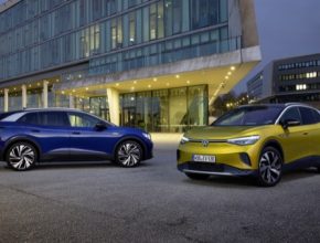 První vozy Volkswagen ID.4 budou předány již v březnu zákazníkům v Evropě a Číně, USA budou následovat v polovině roku.