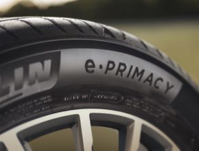 auto elektromobily pneumatiky Michelin