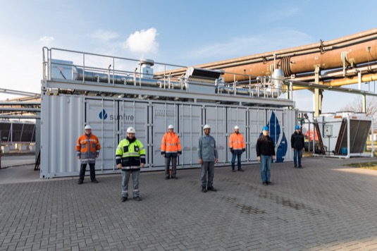 Největší vysokoteplotní elektrolyzér na světě spustil Sunfire v Salzgitteru.