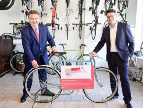 Vídeňský starosta Michael Ludwig a vídeňský radni Jürgen Czernohorszky
