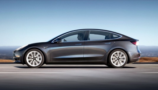 elektromobil Tesla Model 3