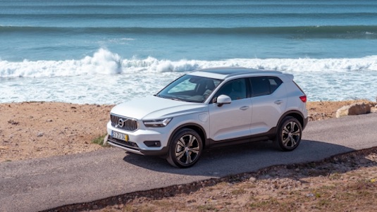 auto plug-in hybrid Volvo XC40