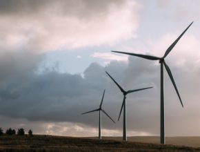Pozměňovací návrhy rozšiřovaly typy obnovitelných zdrojů tak, aby byla naplněna technologická neutralita a spotřebitelé pomocí tržní soutěže získali levnou energii z obnovitelných zdrojů.