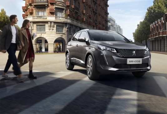 Dongfeng Peugeot přebírá nové ikonické logo lva a představuje svou novou strategii: „designed by Peugeot made for China“
