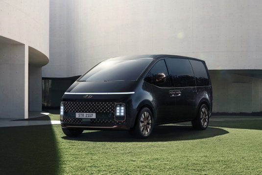 Hyundai plánuje pro nadcházející roky řadu specializovaných a ekologických verzí modelu STARIA