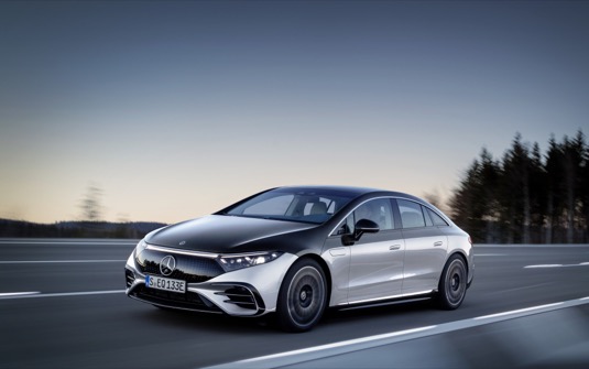 auto elektromobil Mercedes-Benz EQS