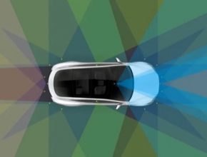 auto Tesla Autopilot Elon Musk nehodovost