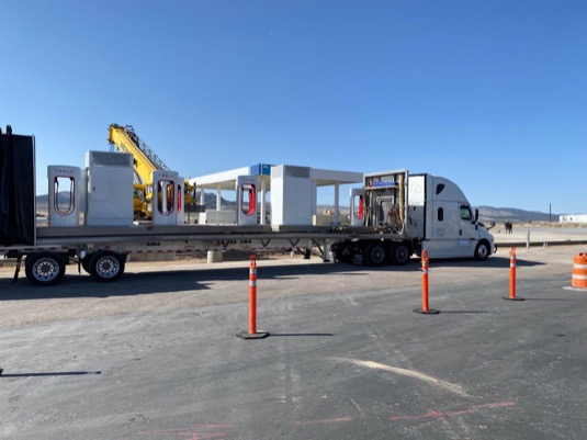 auto elektromobily Tesla nabíjecí stanice Supercharger