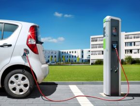 auto nabíjení elektromobilu