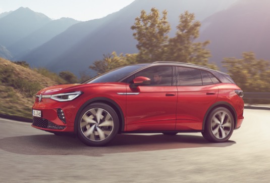 Elektromobil Volkswagen ID.4 GTX přináší do rodiny ID. pohon všech kol se dvěma elektromotory