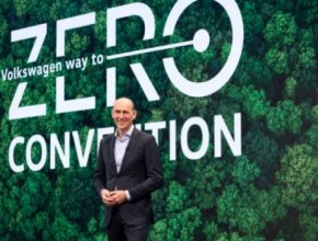 Předseda představenstva značky Volkswagen Ralf Brandstätter na konferenci Way to Zero