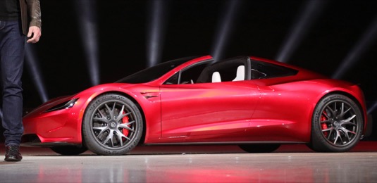 auto elektromobil nový Tesla Roadster