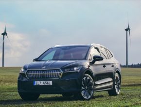 Škoda Auto kompenzuje veškeré nevyhnutelné emise CO2 při výrobě prostřednictvím certifikovaných projektů na ochranu klimatu, jako je například výstavba větrné elektrárny v Indii.