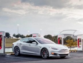 auto elektromobil Tesla Model S