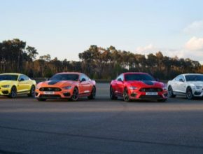 auto Ford Mustang Mach-E