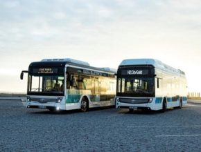 Portugalská společnost CaetanoBus v částečném vlastnictví firem Toyota Caetano Portugal a Mitsui & Co se zaměřuje na výrobu autobusů a podvozků. Firma disponuje ucelenou nabídkou vozidel pro městskou a letištní dopravu. CaetanoBus se zaměřuje na elektrickou mobilitu od roku 1980.