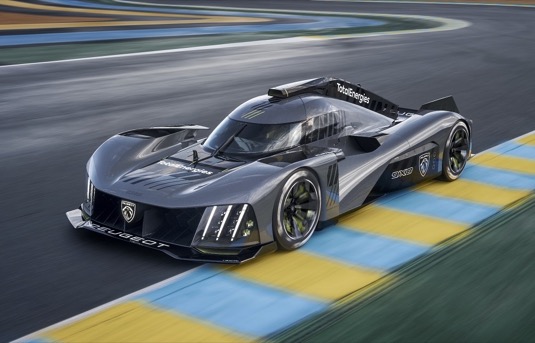 Po voze Peugeot 905 přišel v letech 2007–2011 Peugeot 908 a s ním další etapa působnosti značky ve vytrvalostních závodech. A nyní značka ohlašuje návrat do této disciplíny, a to s vozem Peugeot 9X8.