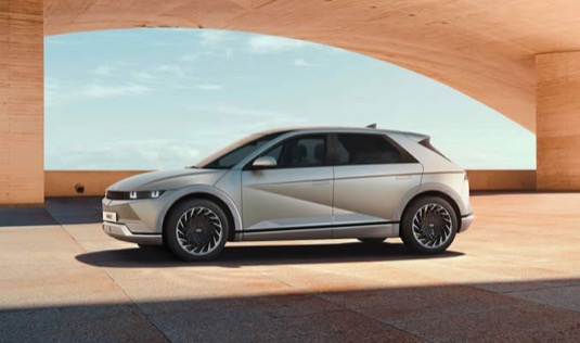 Hyundai v novém videu nabízí pohled na výrobní proces modelu IONIQ 5