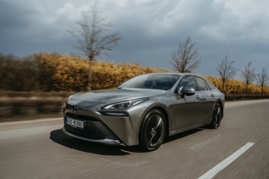 Mirai Creation Fund III chce získat celkem 100 miliard jenů, tedy asi 20 miliard korun, na podporu rozvoje inteligentních technologií, robotiky, vodíkové technologie, elektrifikaci a vývoj nových materiálů.