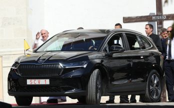 Od 12. do 15. září 2021 je papež František na pozvání prezidentky Zuzany Čaputové na návštěvě Slovenska. foto: Škoda Auto
