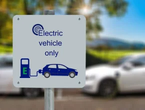 nabíjecí stanice pro elektromobily Británie