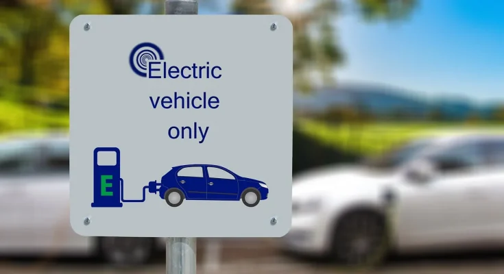 nabíjecí stanice pro elektromobily Británie