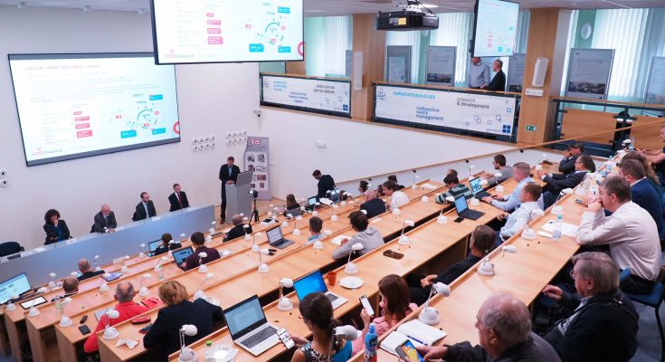 Podpis smlouvy proběhl v rámci programu konference „Barvy vodíku“.